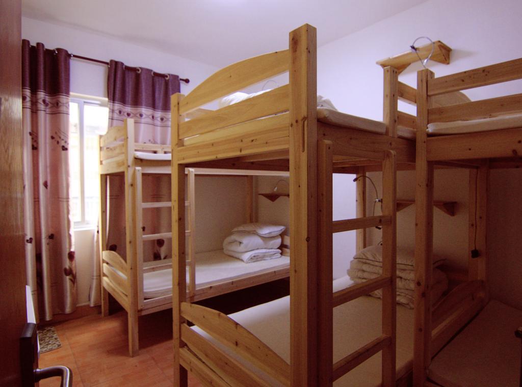 Lan Shan Chu Youth Hostel Yangshuo Kamer foto