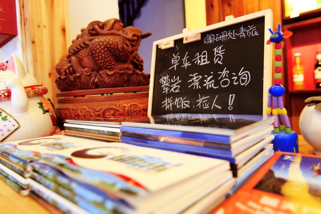 Lan Shan Chu Youth Hostel Yangshuo Buitenkant foto